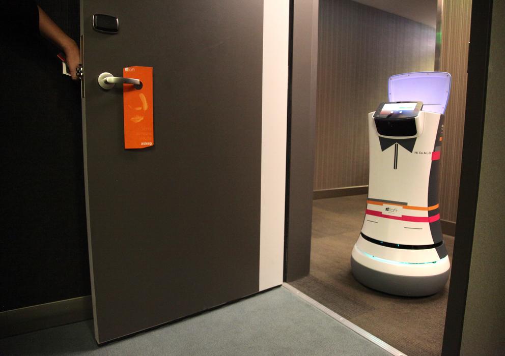 asi-es-el-hotel-del-futuro-lleno-de-robots-y-sin-llaves